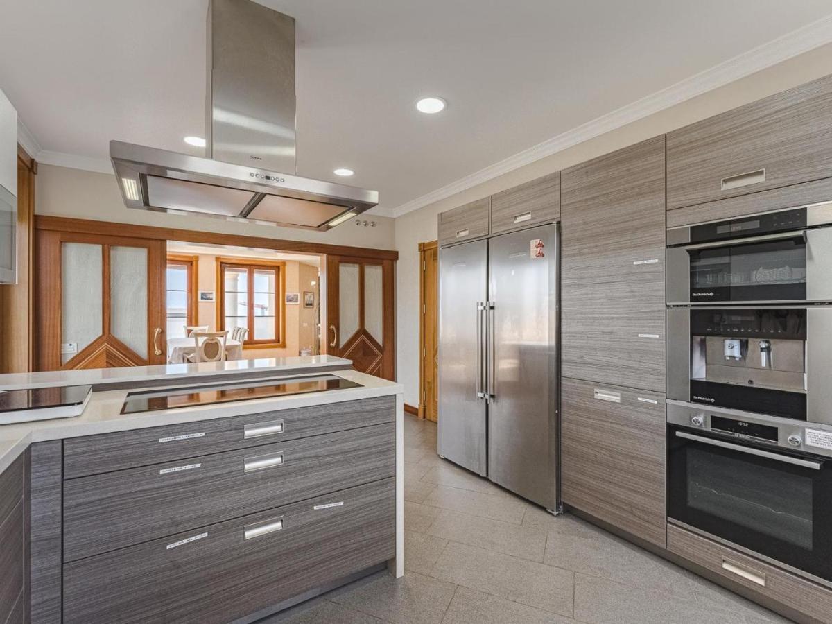 Luxury Villa Nautilus Heated Pool Spa 아데제 외부 사진